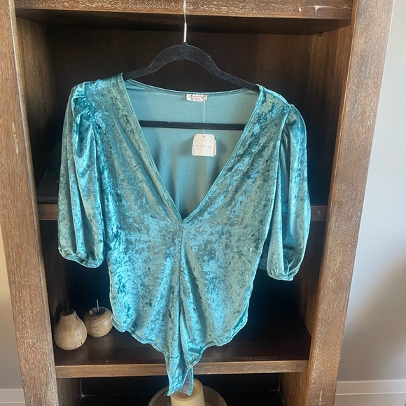 BNWT teal velvety soft bodysuit - Picture 3 of 4